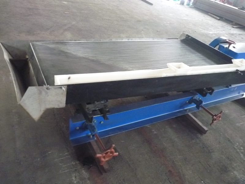 Shaker table top